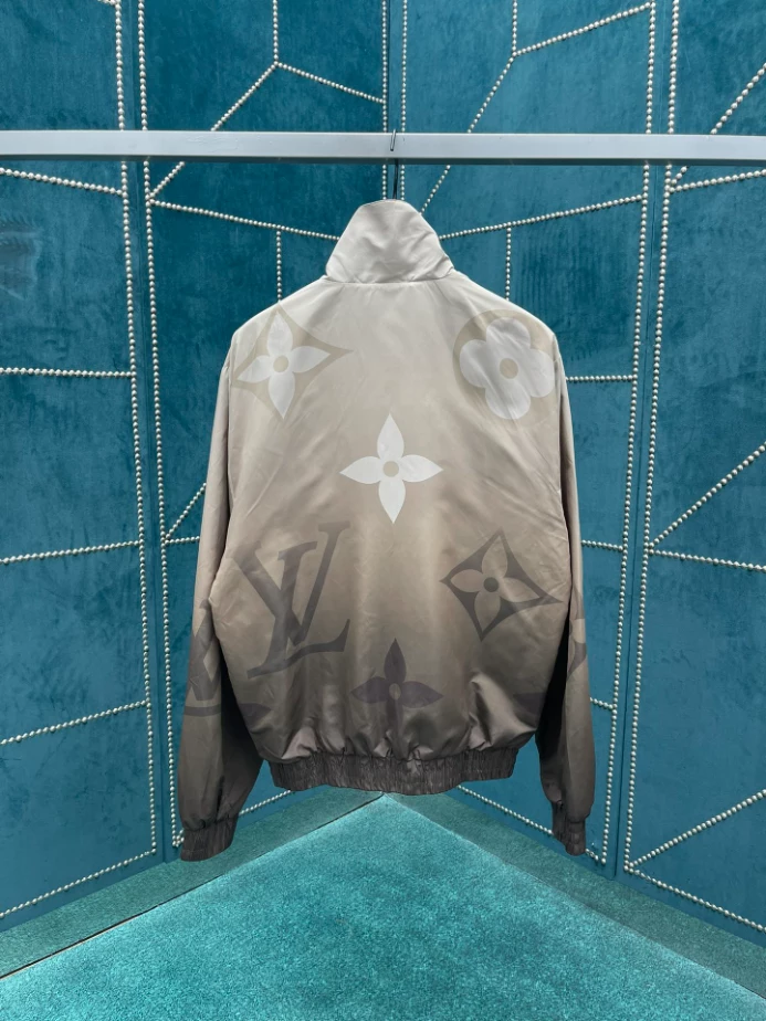 Louis Vuitton Monogram Printed Light Nylon Windbreaker - LK47