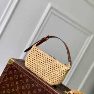Louis Vuitton Hills Pochette Other Monogram Canvas - LH116