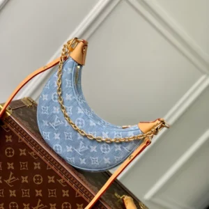 Louis Vuitton Loop Other Monogram Canvas - LH117