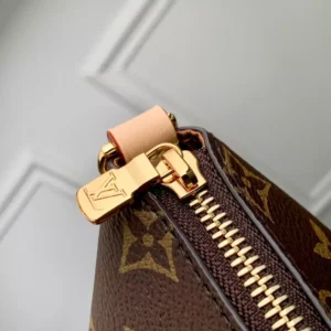 Louis Vuitton Multipass Monogram Canvas - LH133