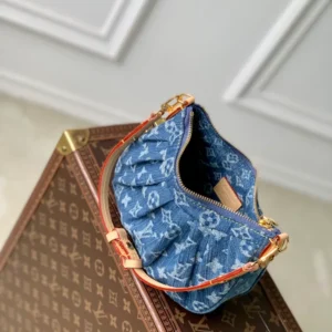 Louis Vuitton Pochette Valley Monogram Denim - LH118