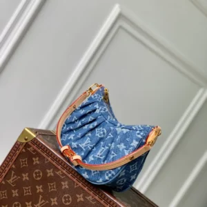Louis Vuitton Pochette Valley Monogram Denim - LH118