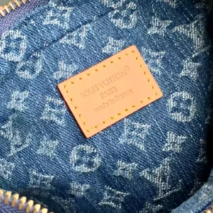 Louis Vuitton Pochette Valley Monogram Denim - LH118