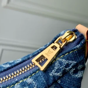 Louis Vuitton Pochette Valley Monogram Denim - LH118