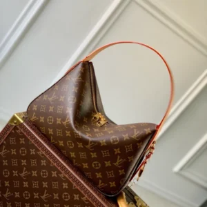 Louis Vuitton Slouchy PM Monogram Canvas - LH132