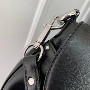 Louis Vuitton Sunset Vibe Handbag - LH128