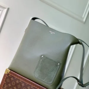 Louis Vuitton Verso Hobo Bag - LTB06