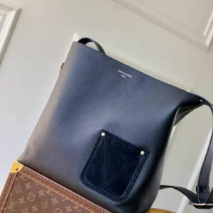 Louis Vuitton Verso Hobo Bag - LTB07