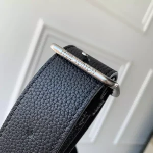 Louis Vuitton Verso Hobo Bag - LTB07